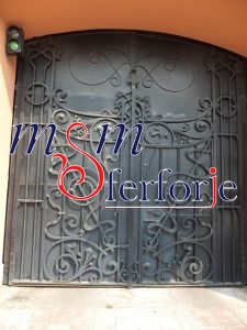 101 FERFORJE BİNA GİRİŞ KAPISI