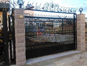 057 FERFORJE YANA KAYAR GARAJ KAPISI