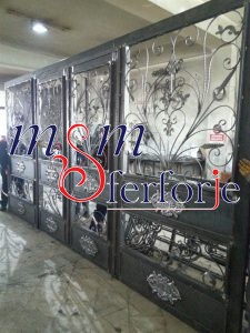 135 FERFORJE BİNA GİRİŞ KAPISI
