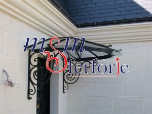 025 FERFORJE KAPI ÜSTÜ SUNDURMA