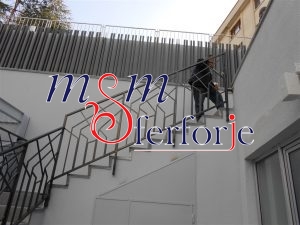 102 FERFORJE MERDİVEN KORKULUĞU