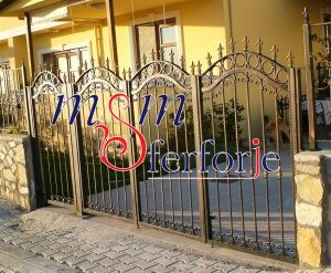 004 FERFORJE KANATLI BAHÇE GİRİŞ KAPISI