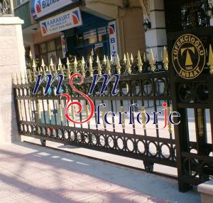 041 FERFORJE YANA KAYAR GARAJ KAPISI
