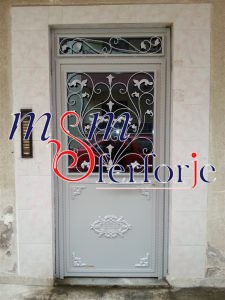 149 FERFORJE BİNA GİRİŞ KAPISI