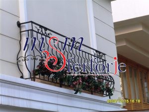 127 FERFORJE BALKON KORKULUK