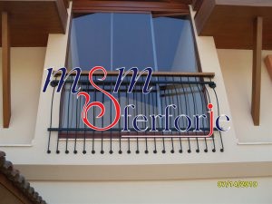 131 FERFORJE BALKON KORKULUK
