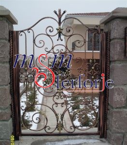 076 FERFORJE KANATLI BAHÇE GİRİŞ KAPISI