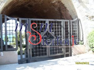 078 FERFORJE KANATLI BAHÇE GİRİŞ KAPISI