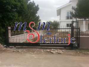 FERFORJE YANA KAYAR GARAJ KAPISI